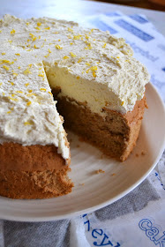 earl grey tea and vanilla cake