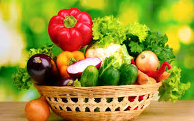 Ăn nhiều rau xanh và các loại hoa quả