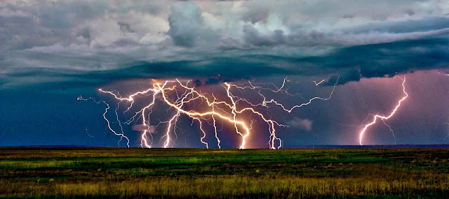 Summer Lightning near Keota The Pawnee National Grasslands in Colorado is an exceptional place both to observe nature and to stargaze. Observers have a nearly unobstructed view of the horizon. During the summer months, lightning can be seen miles away, and the night sky is generally free of annoying light pollution.  Image Credit: Robert Arn