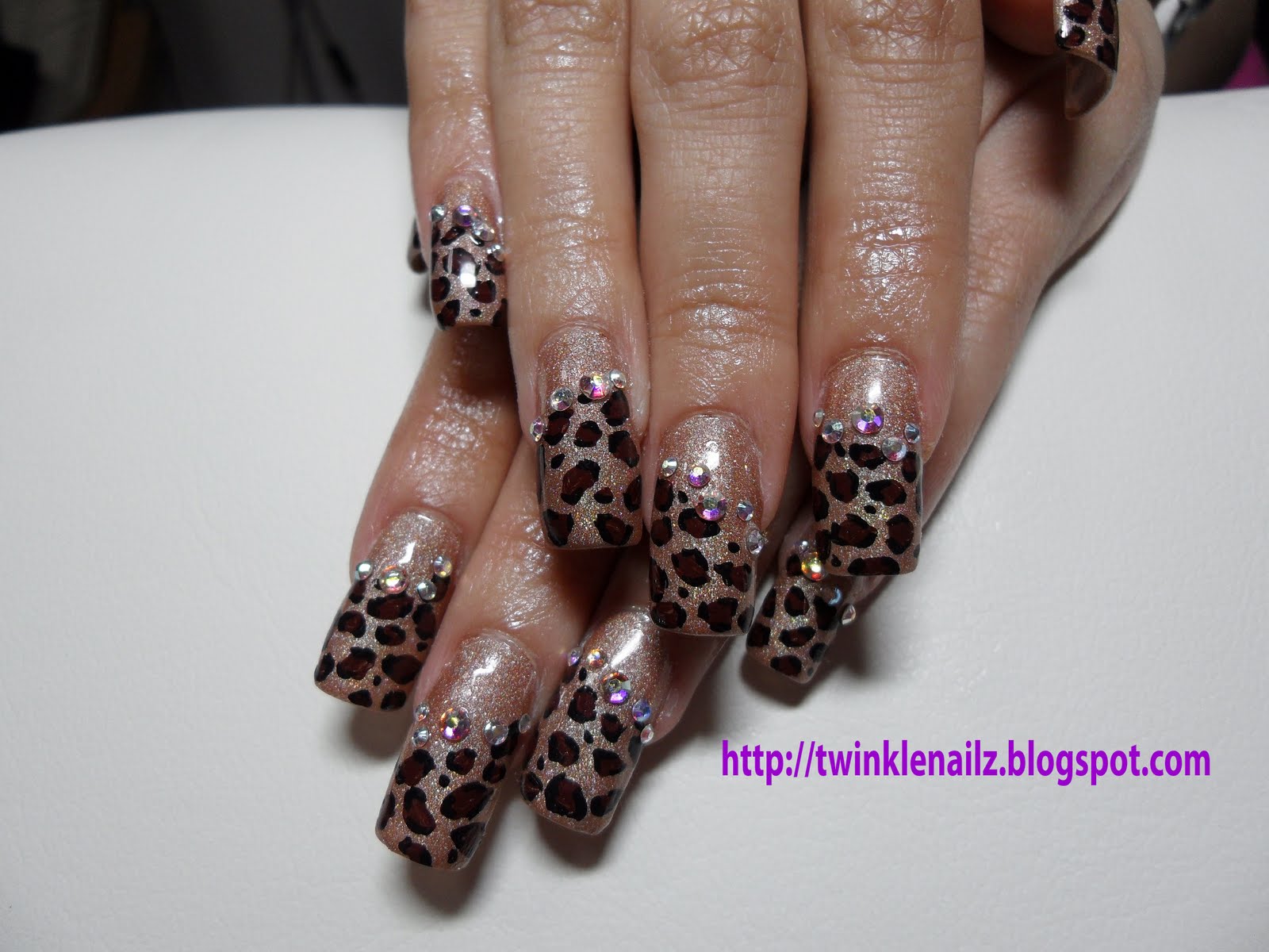 Acrylic Nails, inlay nail art - TWINKEL NAILZ