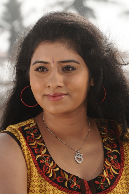 Spicy and Hot Darshita Pics Hd Wallpapers