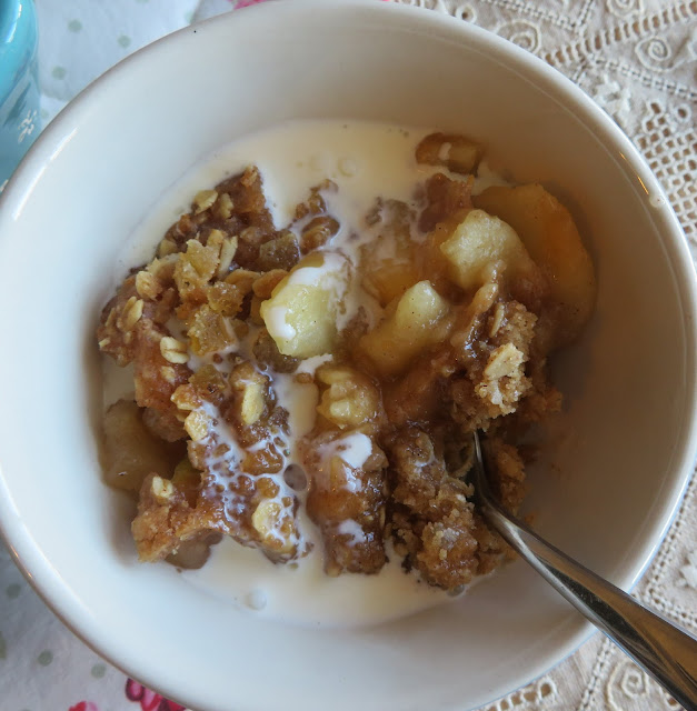 Double Ginger Apple Crumble