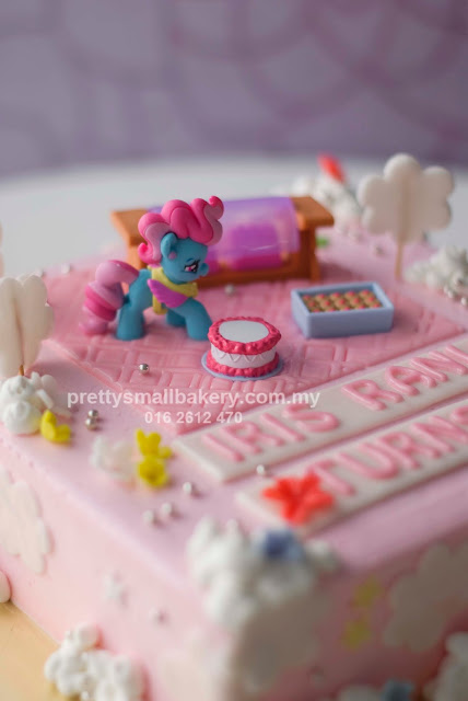 Kek birthday little pony yang comel - Prettysmallbakery