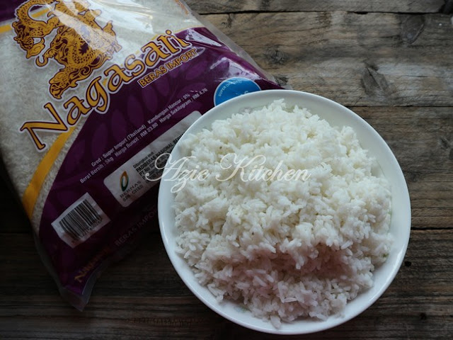 Nasi Goreng Daging Pekasam Dengan Beras Nagasari Import 