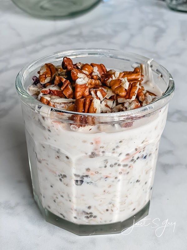 Carrot Cake Overnight Oats