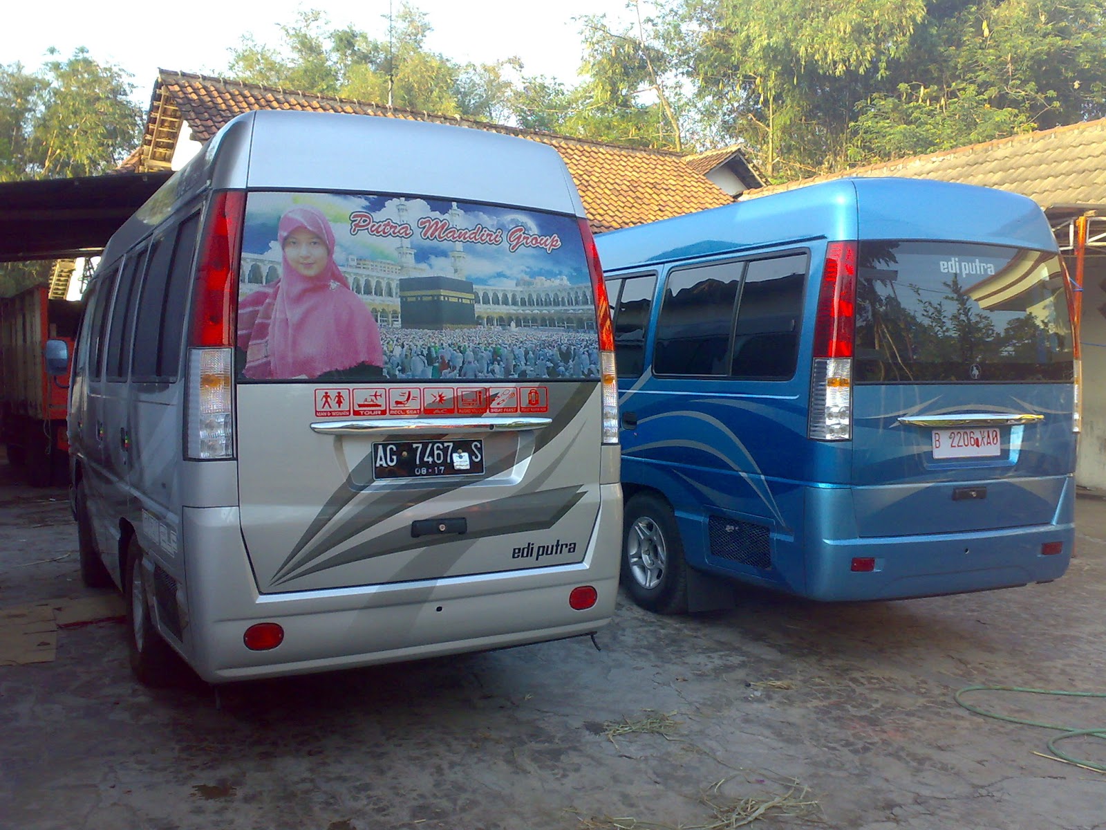 Modifikasi Bus