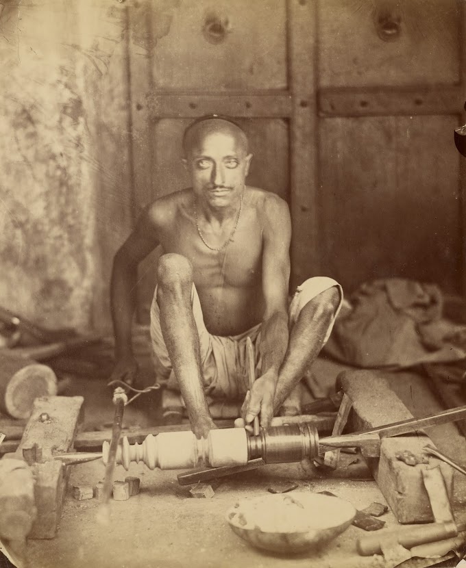 Wood Turning Craftsman, Gujarat, India | Rare & Old Vintage Photos (1860)