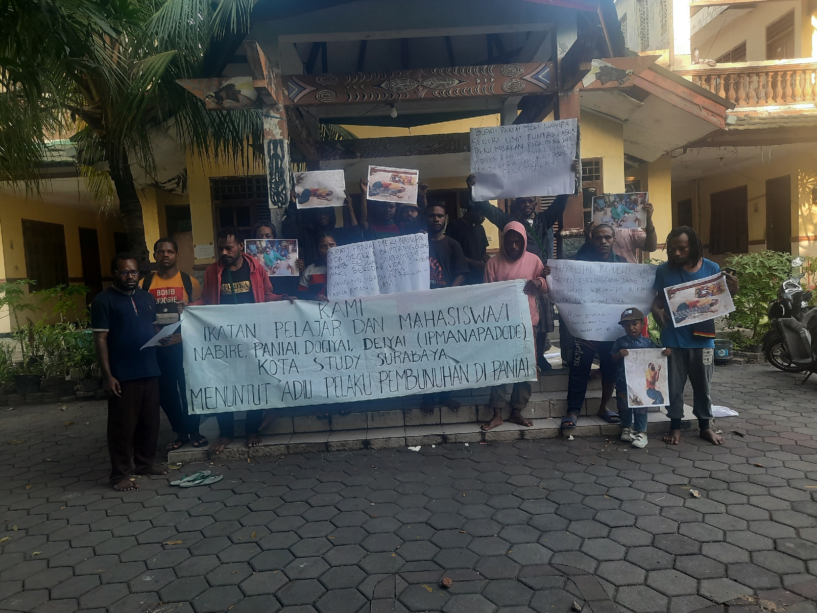 IPMANAPADODE Kota Studi Surabaya Menyikapi Kasus Penembakan Di Paniai Papua