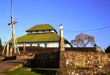 Wisata Religi Masjid Buton Bau-Bau