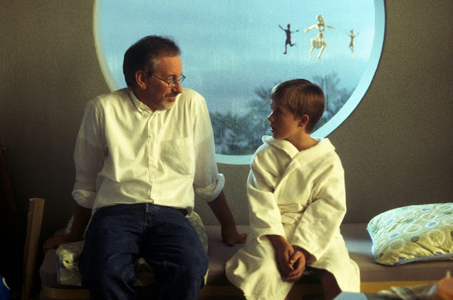 Stephen Spielberg chats with Osment