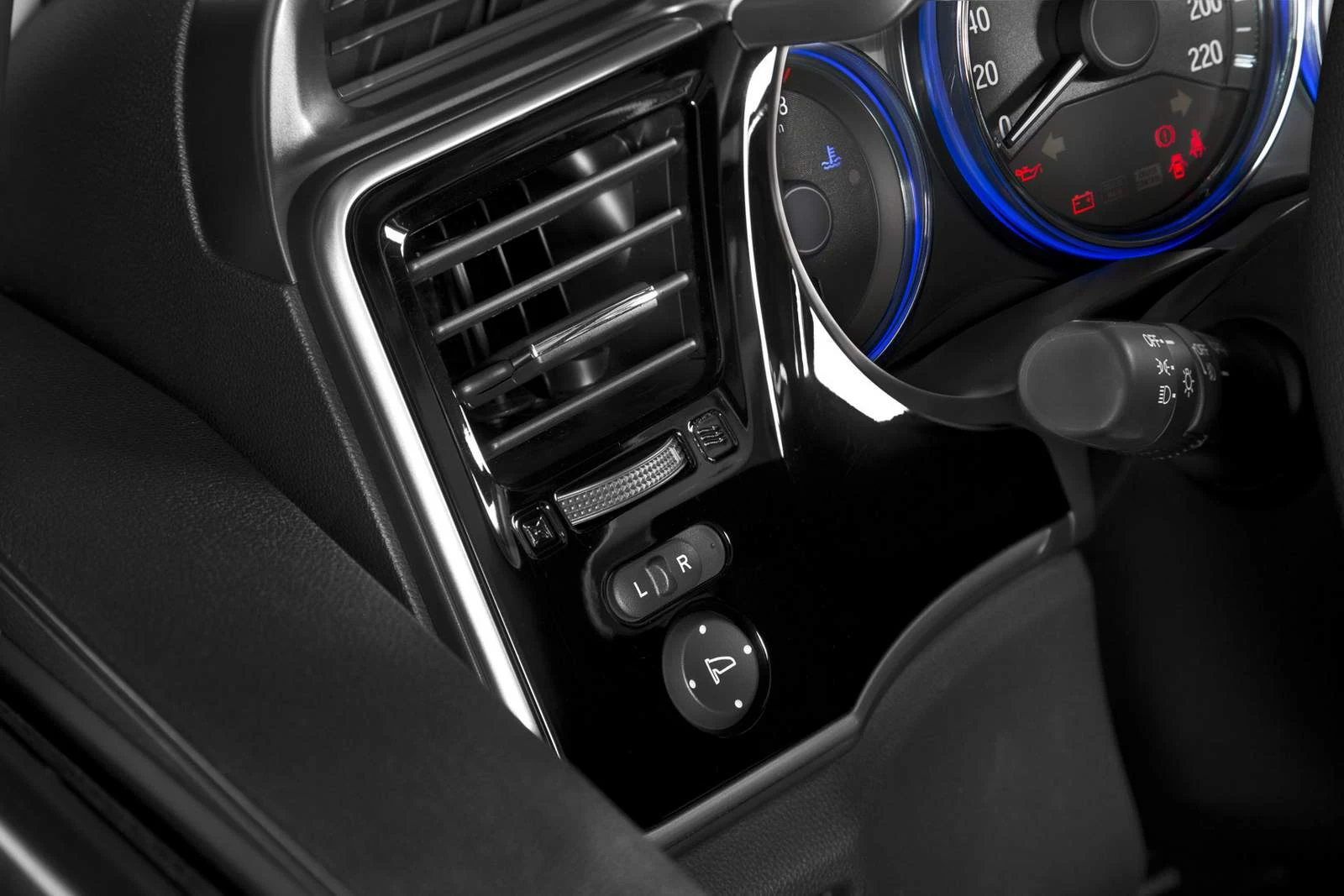 Novo Honda City 2015 - interior 