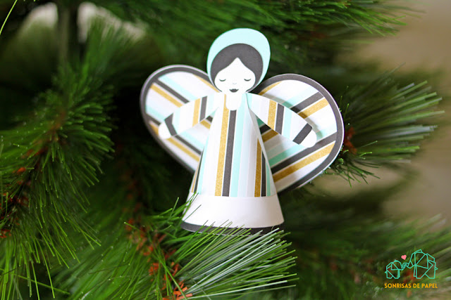 ADORNOS DE DISEÑO EN PAPEL PARA NAVIDAD