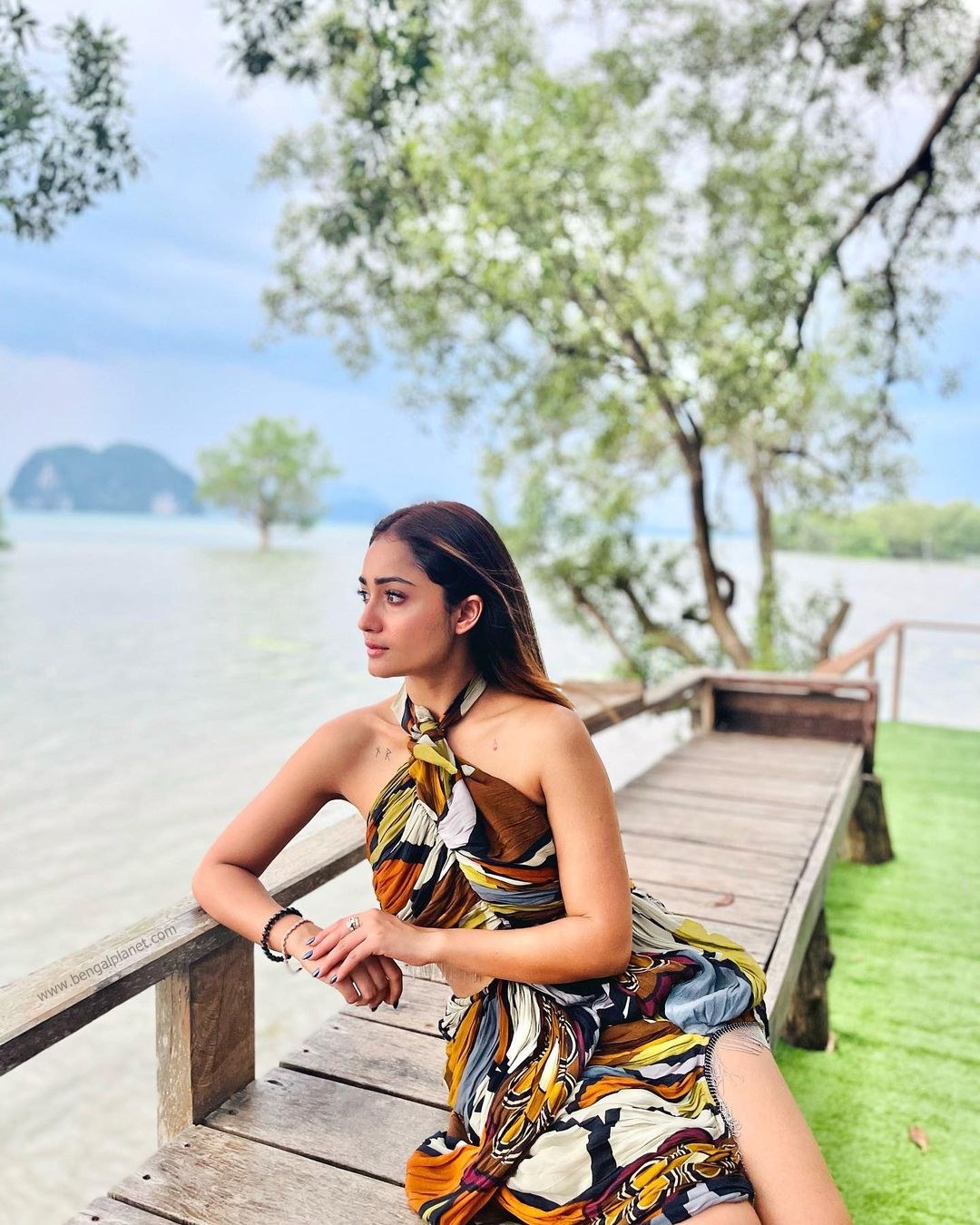 Tridha-Choudhury-looks-chic-hot-and-classy-in-these-pictures-16-Bengalplanet.com