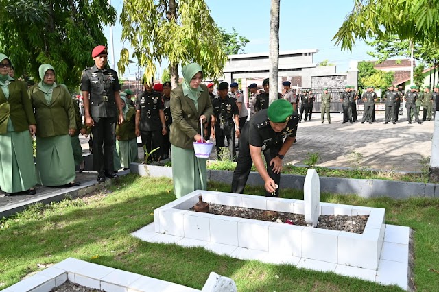 Kodim 0726/Sukoharjo laksanakan Ziarah dan Tabur Bunga peringati Hari Juang Kartika TNI AD Ke-78 Tahun 2023.