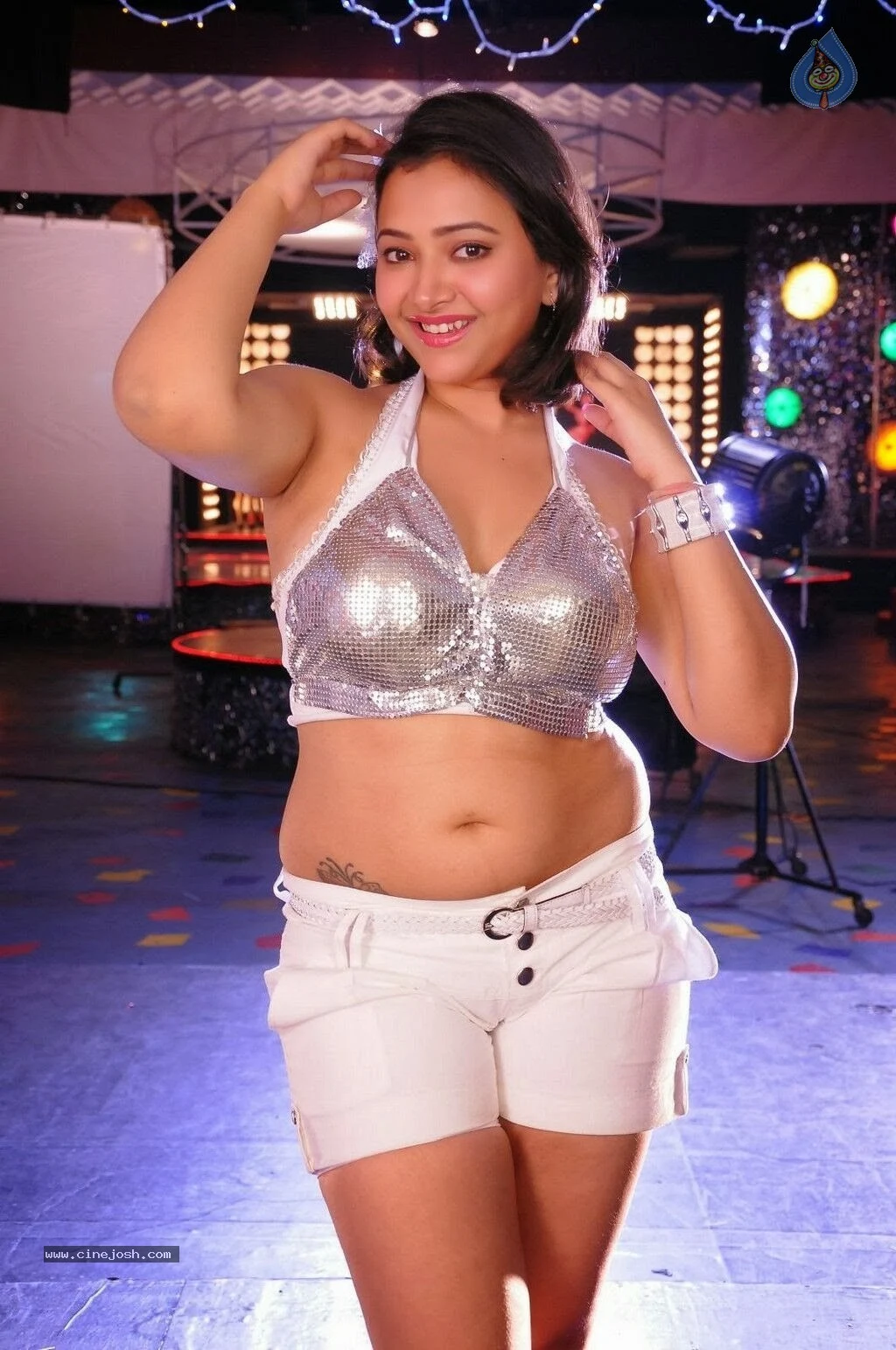 shweta basu bollywood plus size hot actress