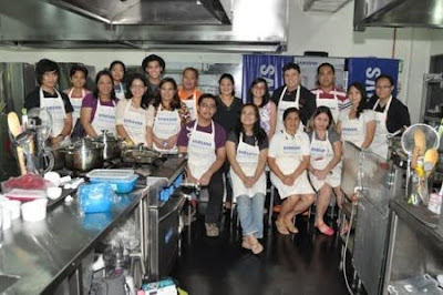 Food bloggers, Mommy bloggers and Lifestyle bloggers from the Philippines with Chef Ernest Gala.