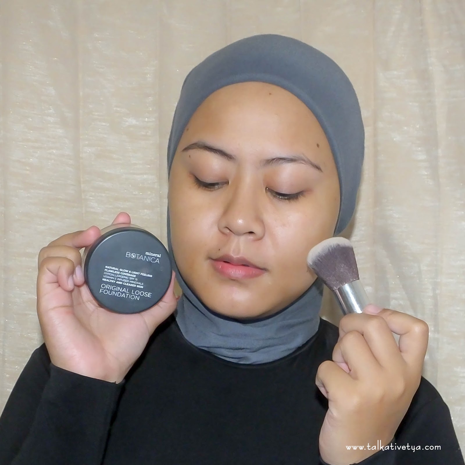 TUTORIAL QUICK AND EASY EVERYDAY MAKEUP Talkative Tya