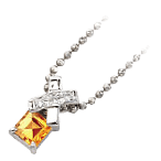 D003のペンダントデザイン、オレンジダイヤはハートインダイヤモンド製