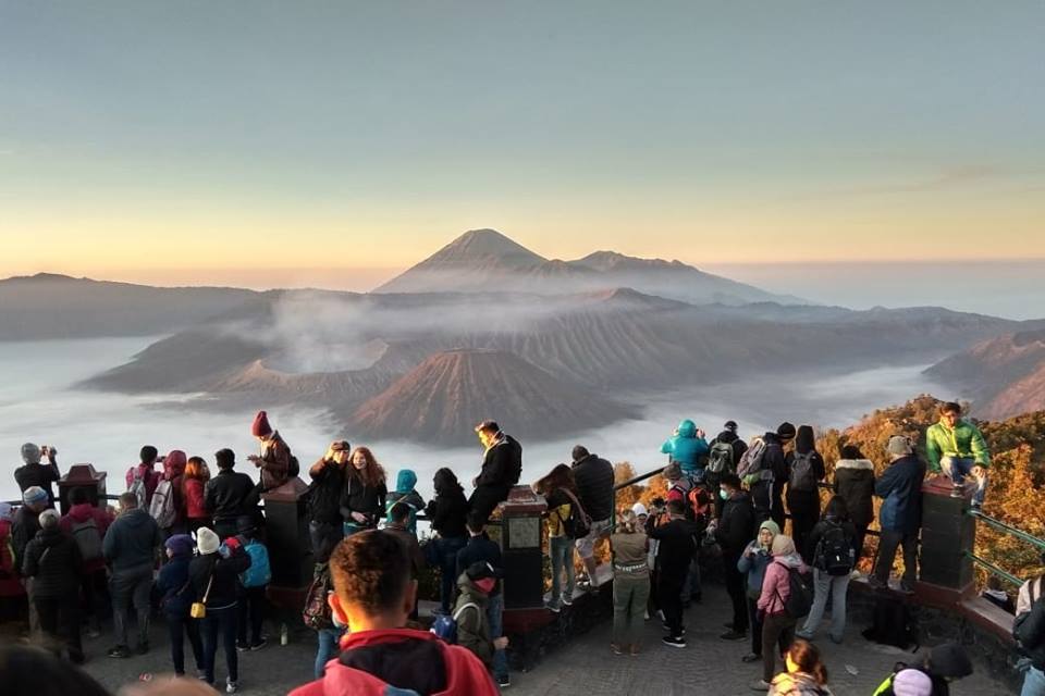 Pakej Percutian Surabaya Bromo Malang 4 Hari 3 Malam