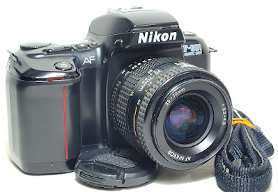 Nikon F601 QD Body #698, AF Zoom-Nikkor 35-70mm 1:3.3~4.5 (MK II)