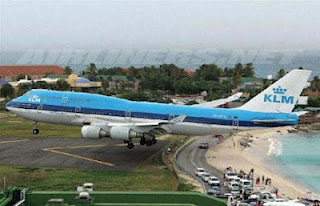 Funny plane accident pictures