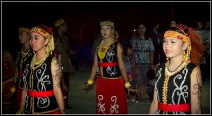  Tari  Jonggan Tarian Tradisional Dari Kalimantan Barat 