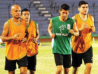 Oriente Petrolero - Argüello, Peña, Arce, Suárez - Club Oriente Petrolero