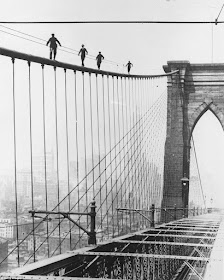 Fotografías de la construcción del puente de Brooklyn