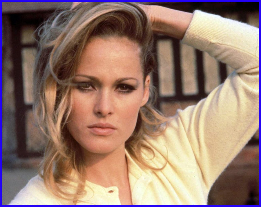 Goddess Ursula Andress Posted by Tarkus at 0021