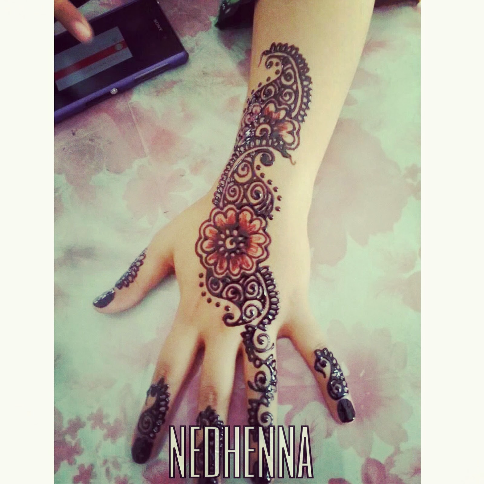 Ide Henna  Cantik Terupdate Teknik Menggambar Henna  atau Inai