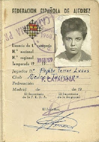 Ficha de la federación de ajedrez de Pepita Ferrer de 1968