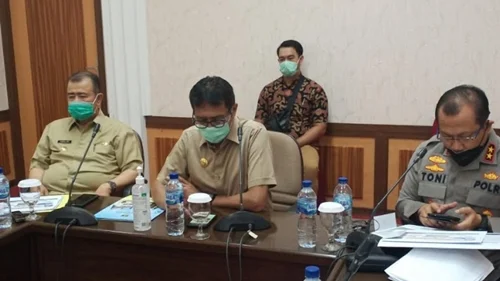 Gubernur Irwan Prayitno Pastikan Kesiapan Belajar Tatap Muka yang Aman Covid-19