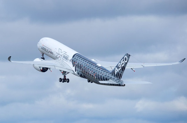 a350 carbon livery