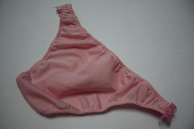 FASHION CARE 2U UM524 Sexy Pink Ruffle Lace Trim Bikini 