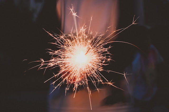 Sparkler-Photo-by-Karina-Carvalho