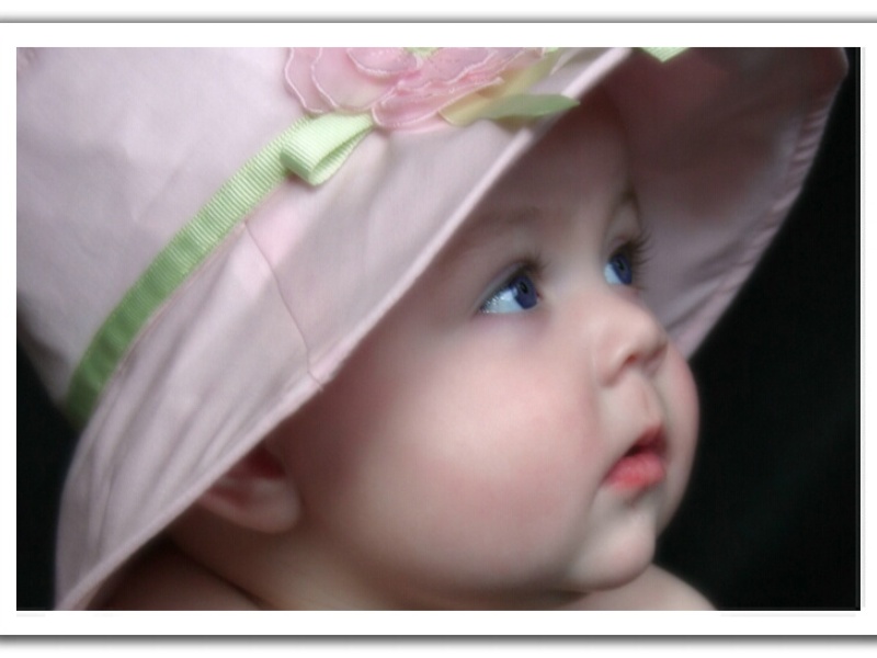 wallpaper cute baby. Free Cute Babies Wallpapers