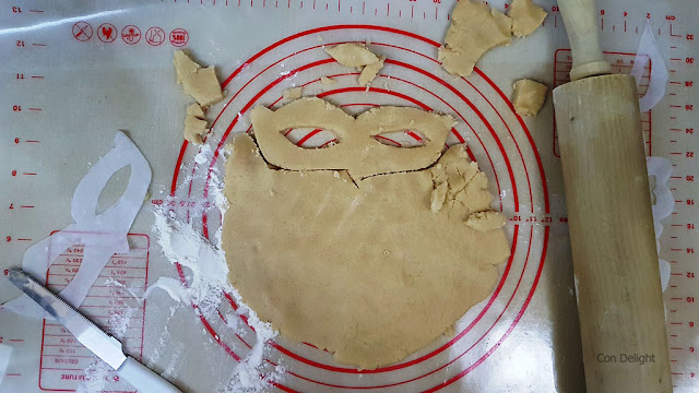 shaping the mask cookie
