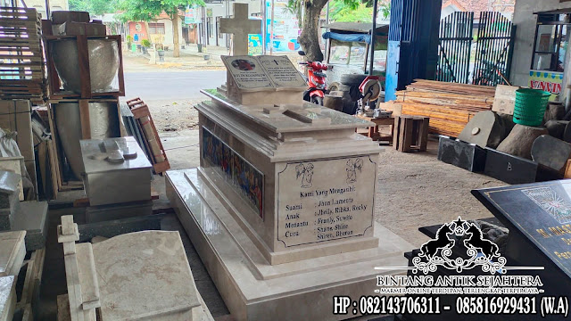 Makam Perjamuan Marmer Nisan Buku