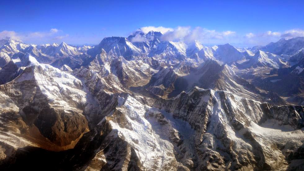 15. Mount Everest, Nepal - 50 Stunning Aerials That Will Make You See the World in New Ways (PHOTOS)