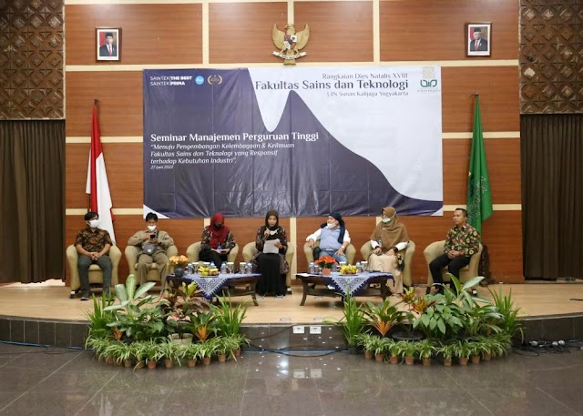 SEMINAR MANAJEMEN PERGURUAN TINGGI FAKULTAS SAINS DAN TEKNOLOGI