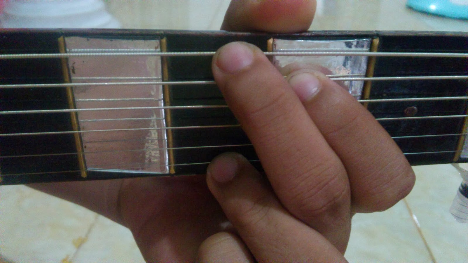 Ingin Tahu: Belajar gitar | kunci dasar gitar
