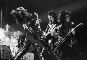 El grupo Kiss en 1974