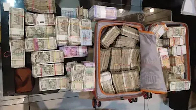 Rs 85 lakh in cash recovered from govt clerk’s home