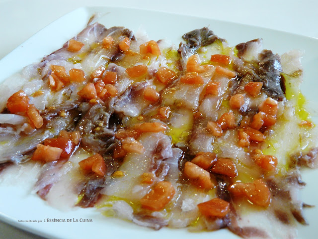 https://lessenciadelacuina.blogspot.com/2017/03/carpaccio-de-corvina.html