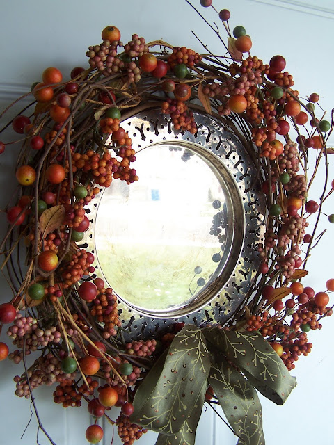fall wreath at Beyond The Picket Fencehttp://bec4-beyondthepicketfence.blogspot.com/2009/10/fall-wreath.html