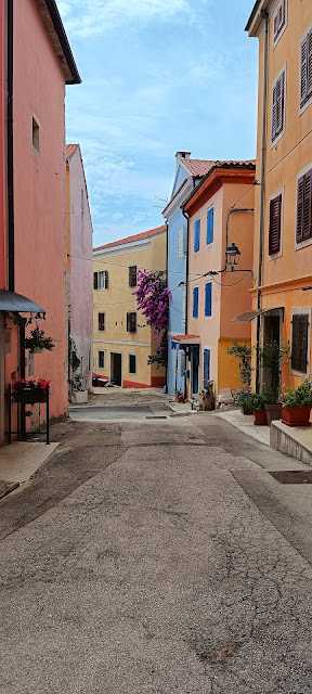 Vrsar to mała, nieco senna miejscowość leżąca na półwyspie Istria w Chorwacji.