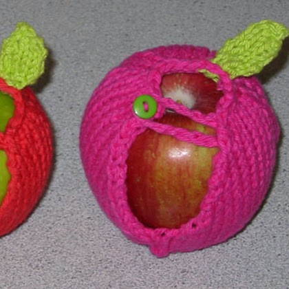 Apple Cozy Pattern