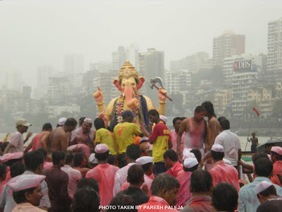 Ganpati Visharajan Darshan Girgaum Chaupati  Dt. 11-09-2011