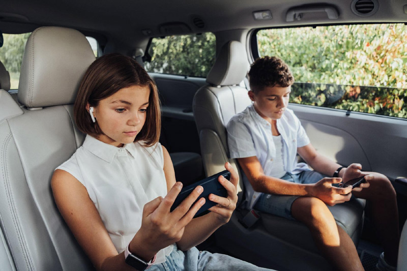 How to Survive on Your Next Family Road Trip