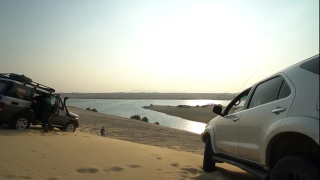 Magic Lake fayoum sand boarding